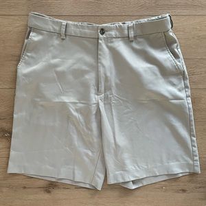 Men’s Izod Performance X Khaki Golf Shorts Size 36